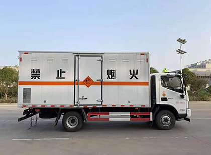 青云谱爆破器材运输车