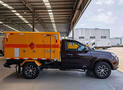 青云谱爆破器材运输车